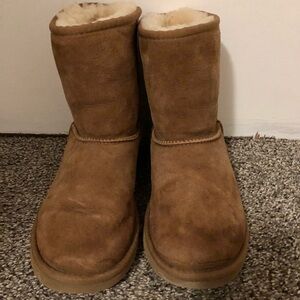UGG Boots classic tan - size 5 women's
